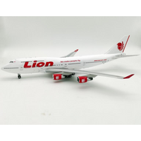 Lion Airlines Boeing 747-412 PK-LHG With Stand 1:200 Inflight200 IF744JT0422