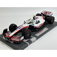 Mick Schumacher Hass F1 Bahrain GP 2022 1:18 Scale Minichamps 117220147