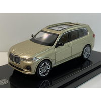 BMW X7 Sunstone 1:64 Scale Paragon 65196R