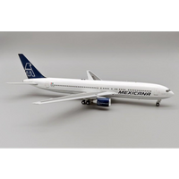 Mexicana Boeing 767-383/ER XA-MXB Stand 1:200 Inflight200 IF763MX0525