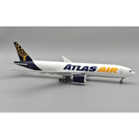 Atlas Air Boeing 777-F16 With Stand 1:200 Scale Inflight200 IF777F5Y1024