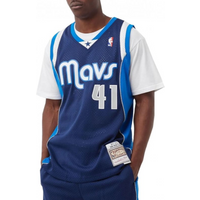 Mitchell & Ness NBA Swingman Dallas Mavericks Dirk Nowitzki M T-shirt SMJY1148-DMA11DNOASBL