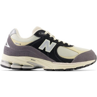 New Balance M M2002RSH sports shoes