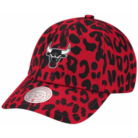 Mitchell & Ness NBA Chicago Bulls Strapback Cap - 6LUOMM20061-CBURED1