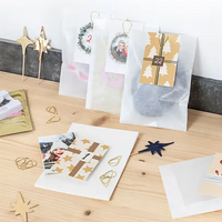 DIY-Adventskalender Set mit Tüten & goldenen Klammern - 24 Stk. DIY-Adventskalender Set mit Tüten & goldenen Klammern - 24 Stk.