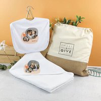 Geschenkset Geburt (Badetuch & Body. 2 Monate) Geschenkset Geburt (Badetuch & Body. 2 Monate)