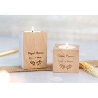 Set Teelichthalter aus Holz mit individueller Gravur - 2 Stk. (Buchenholz) Set Teelichthalter aus Holz mit individueller Gravur - 2 Stk. (Buchenholz)