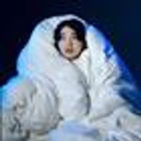 Li Jin Hao: Falling from a Moon