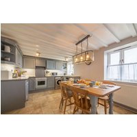 Creek Cottage - 22229280475 Creek Cottage