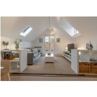 Newgate Boathouse - 8094678095 Newgate Boathouse