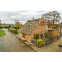 Prince's Barn - 25356346515 Prince's Barn