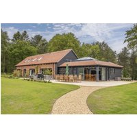 Norfolk Hideaways Enjoy 13% Discount on Wild Meadow Barn Stay