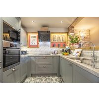 Cog Cottage - 25441234759 Cog Cottage