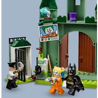 LEGO Super Heroes Batman  and The Joker  Escape