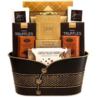 Holiday Savory & Sweet Gift Basket