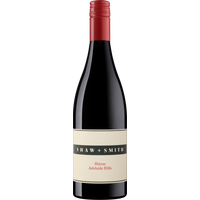 Shaw and Smith Shiraz 2022 bottle