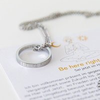 Divasya Silberne Kette mit Ring | Be Here Right Now