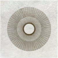 Veskor Cassiopeia CENTRAL SUN INVERTED Sonnen Linoldruck | 22 × 22 cm | Gold auf Naturweiß