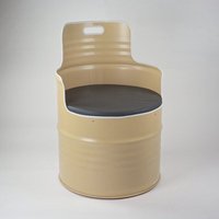 Lockengelöt Sessel (2) aus einem Hamburger Ölfass Lockengelöt Sessel (2) aus einem Hamburger Ölfass