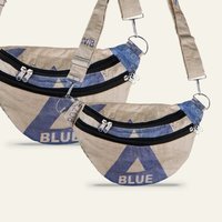 Nyuzi Blackwhite Upcycling Crossbodytasche | Umhängetaschefairtrade aus alten zementsäcken in verschiedenen Farben und Größen