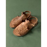 Salt and Sohle Leder Huarache Sandalen für Damen | Mango