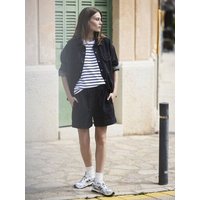 WOTE Damen Black Denim Shorts aus 100 % Bio-Baumwolle