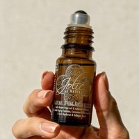 Jolie au naturel Matcha Lifting Augen Elixier – 3-fach Hyaluron,Peptide, Exosomen & Kollagen Boost