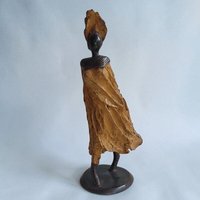 Moogoo Creative Africa Bronze-Skulptur "Femme du Sahel" by Patrice Balma Unikate 36-42cm