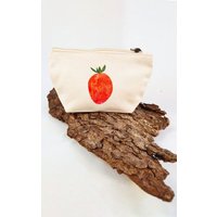 MELAdi Accessoire-Tasche aus Biobaumwolle - Größe S Erdbeere