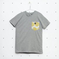 soki Choose Your Own Pocket T-Shirt mit Tasche aus geretteter Bettwäsche