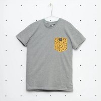 soki Choose Your Own Pocket T-Shirt mit Tasche aus geretteter Bettwäsche