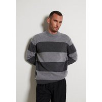 Givn Berlin Gestreifter Strickpullover GBIVAN aus recycelter Wolle