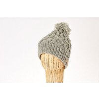 short'n'pietz Schurwollmütze mit Rautenzopfmuster und Bommel