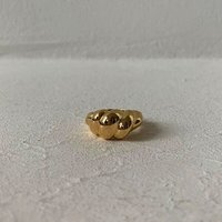 noemvri fashion label Croissant Ring asymmetrisch
