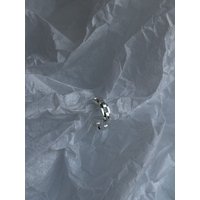 noemvri fashion label Chain earcuff