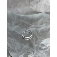 noemvri fashion label Kugelring