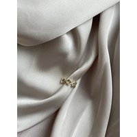 noemvri fashion label Lynn earcuff