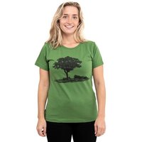 Hirschkind Frauenshirt "Baum im Oderbruch" grasgrün - Made in Kenia & handbedruckt in Berlin