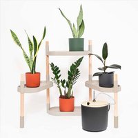 CitySens Blumenregal mit 4 Ablagen und automatischer Bewässerung. CitySens Blumenregal mit 4 Ablagen und automatischer Bewässerung.