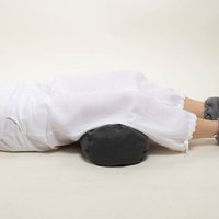nahtur-design Knierolle mit Dinkelspelz | Leinenbezug | 60 × 20 cm