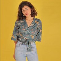 ManduTrap Wickelbluse „Floralia“ aus Bio-Baumwolle mit Blumenmuster