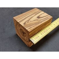 Olivenholz erleben Kantel 9 x 9 x 6 cm aus Olivenholz