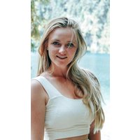 Vivien Joy Farrah Basic Crop Top