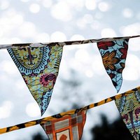Moogoo Creative Africa Wimpelgirlande aus Wax-Stoff | 5 Meter | handgemacht und fair gehandelt