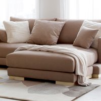 Luxor puf cuadrado tapizado Luxor puf cuadrado tapizado