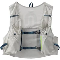 Hydration vest Nathan Pinnacle FeatherLite image 2