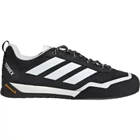 Hiking shoes adidas Terrex image 2