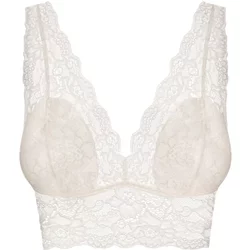 Women's Bra Change Lingerie Melanie