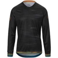Velo Store - UK Long sleeve jersey Giro Roust | Extra 10% off with Subscription, Postage £16.79 to UK Fedex.