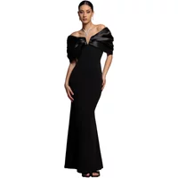 Satin Schlafanzug für Damen mit tiefem Ausschnitt Goddiva Maxi